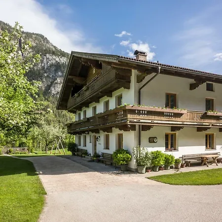 Alloggio per agriturismo Urlaub Am Bauernhof Windhaghof Kramsach